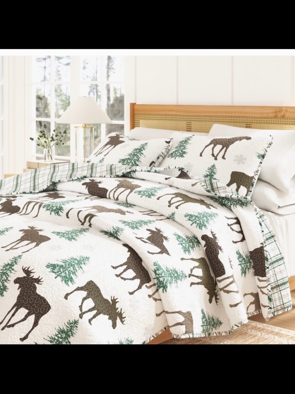 Rustic Moose Print Quilt Set - White and Green Twin microfiber